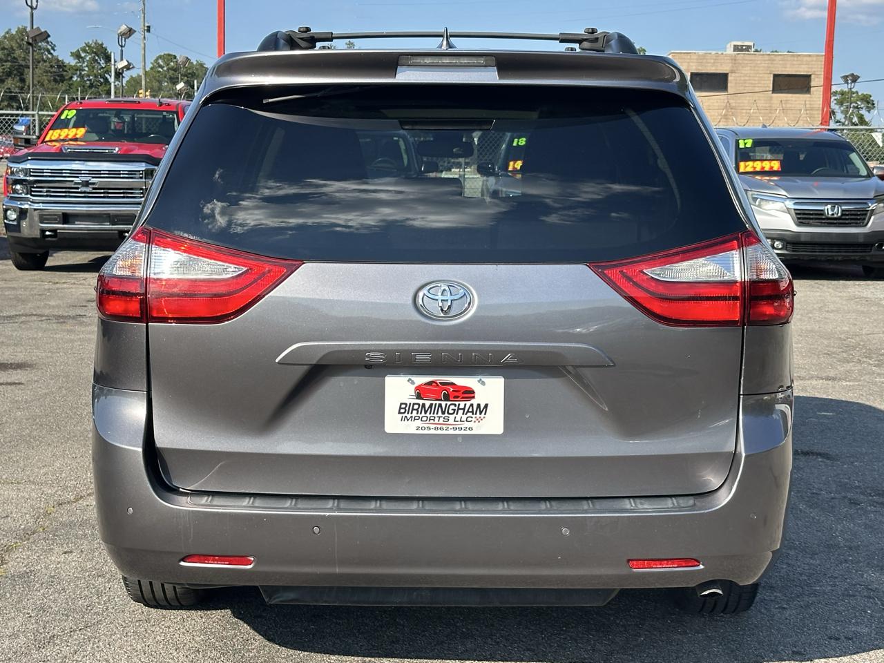 Toyota Sienna XLE Auto Access Seat FWD 7-Passenger (Natl) 2020