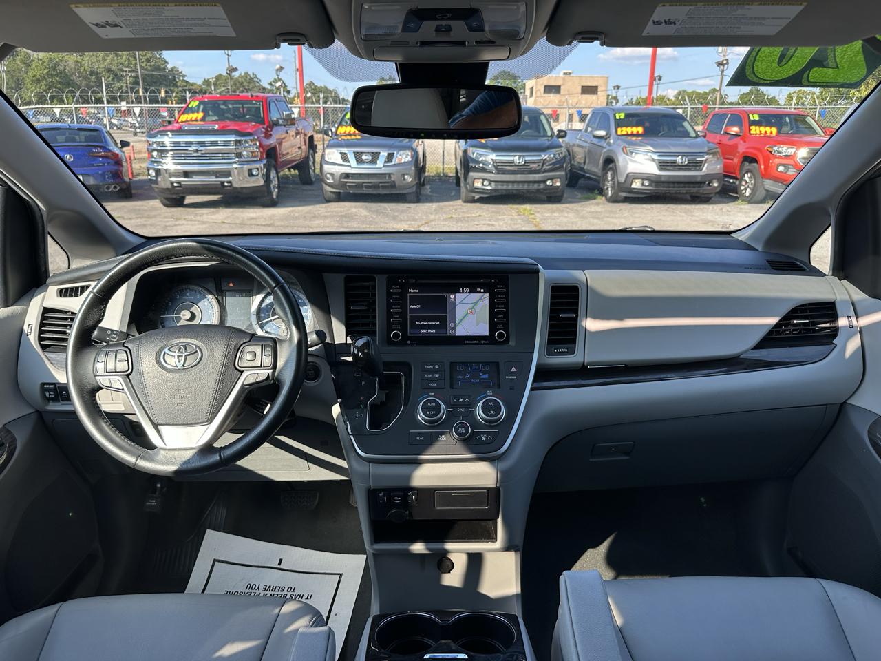 Toyota Sienna XLE Auto Access Seat FWD 7-Passenger (Natl) 2020