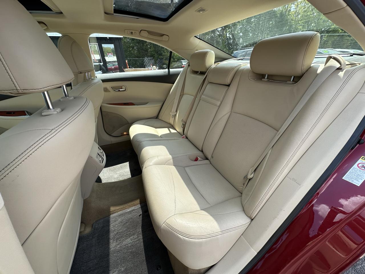 Lexus ES 350 4dr Sdn 2010