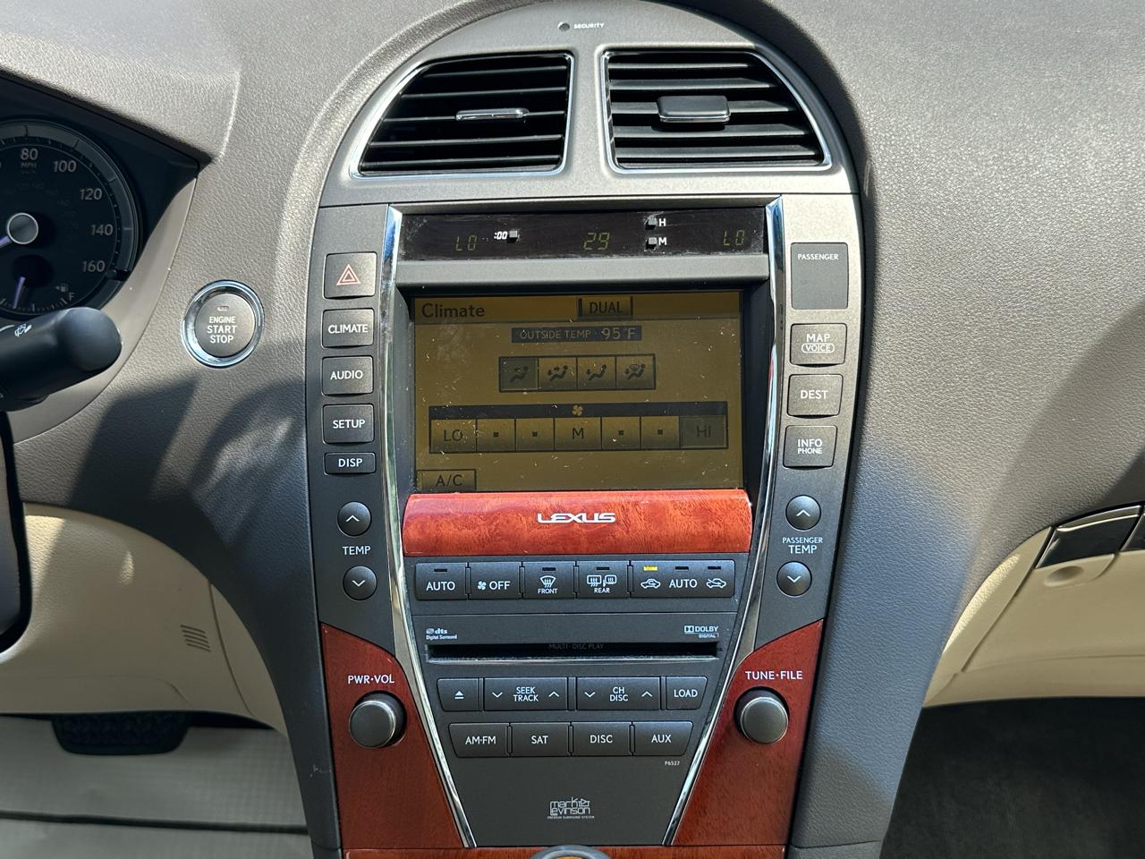 Lexus ES 350 4dr Sdn 2010