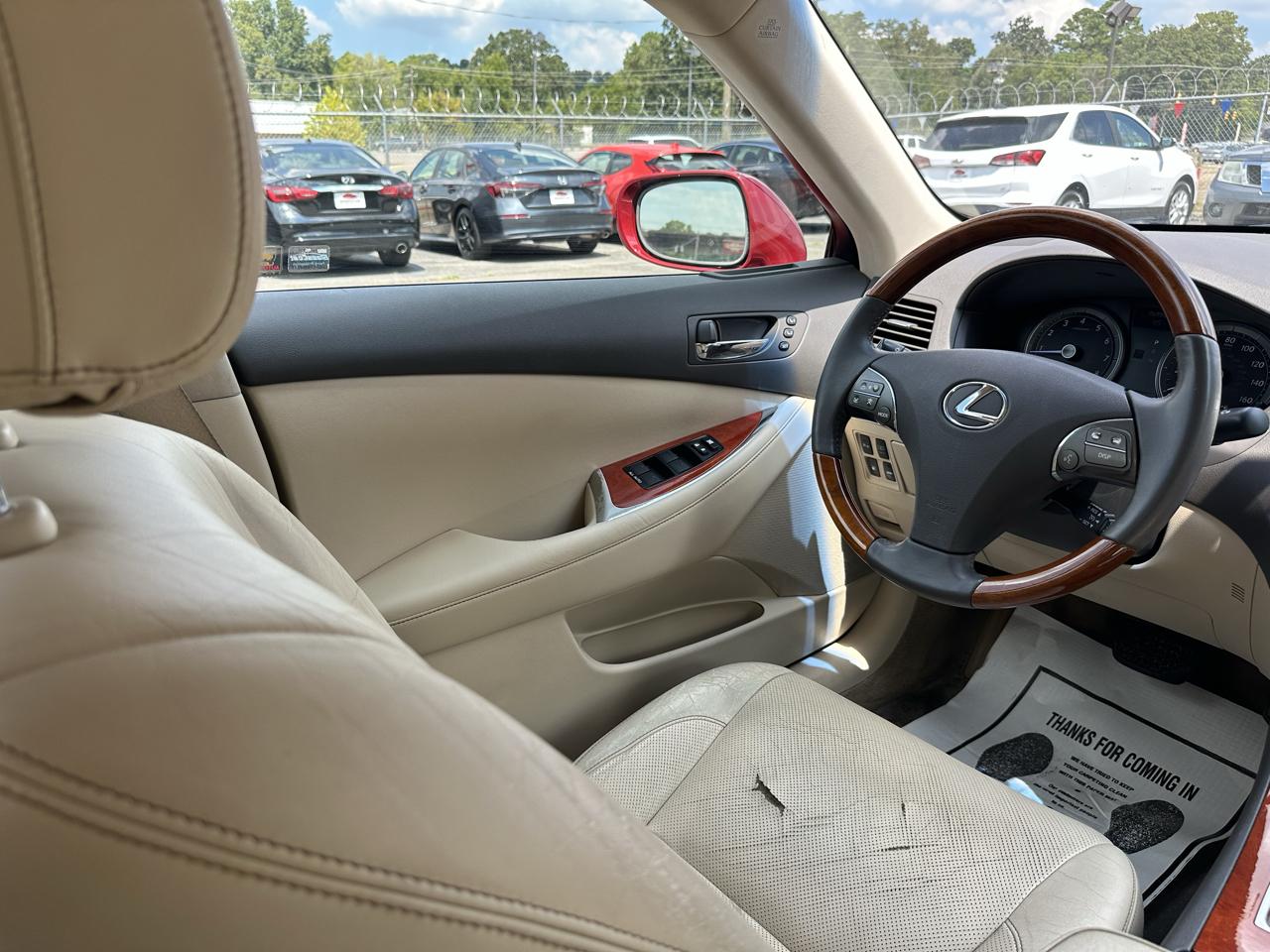 Lexus ES 350 4dr Sdn 2010
