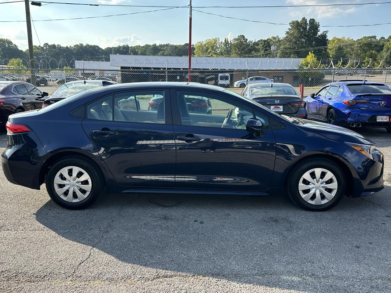 Toyota Corolla LE CVT (Natl) 2024