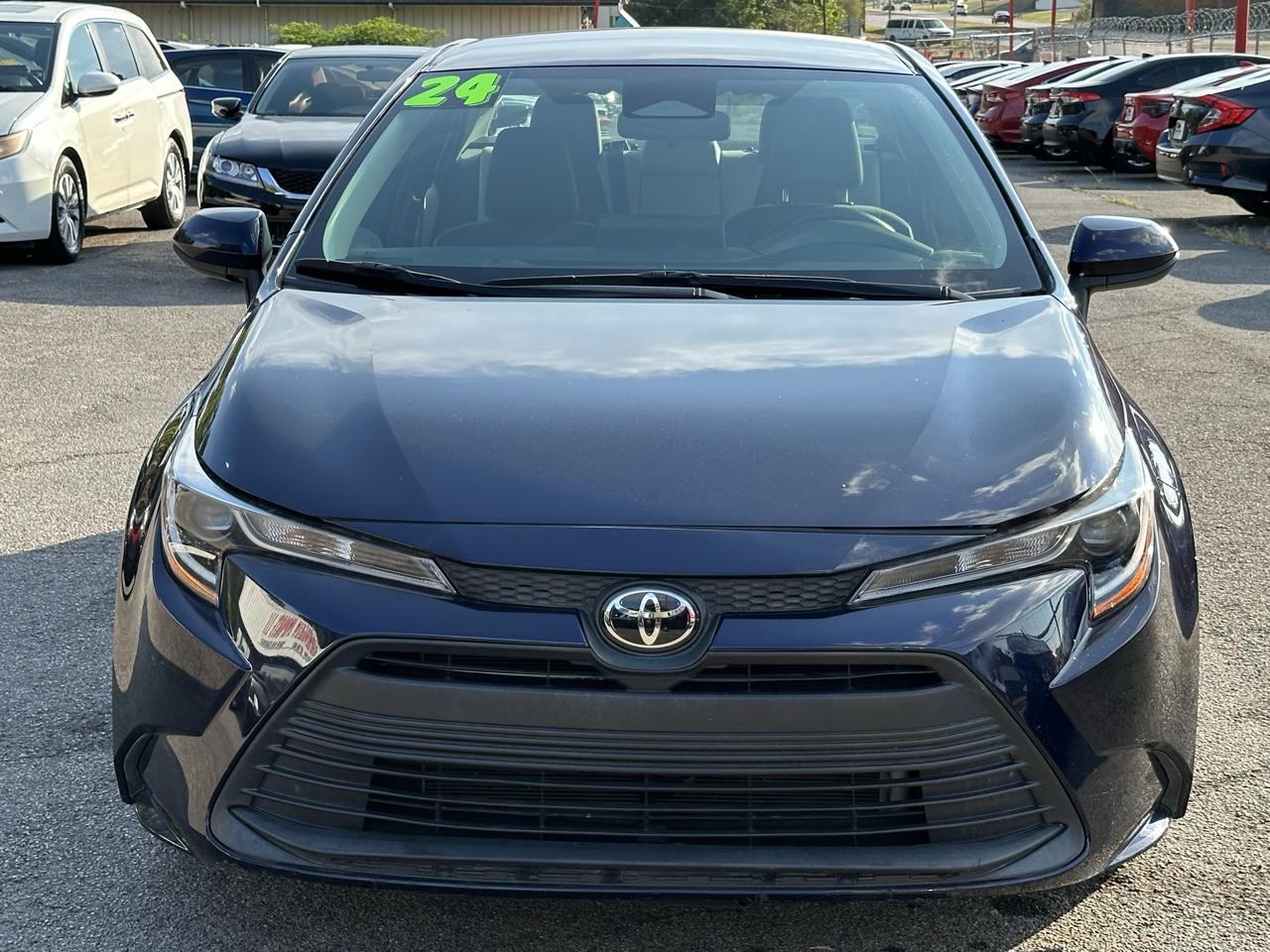 Toyota Corolla LE CVT (Natl) 2024