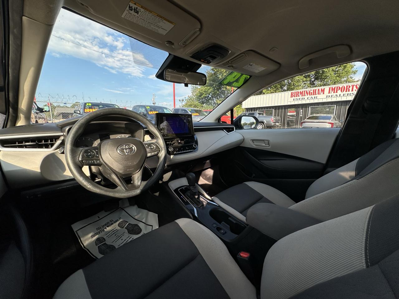 Toyota Corolla LE CVT (Natl) 2024