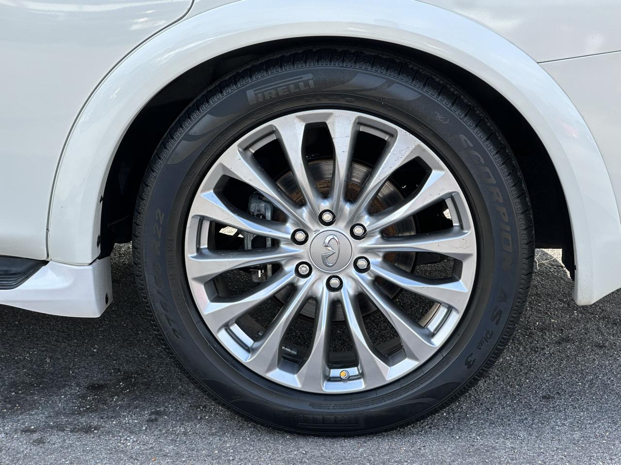 Infiniti QX80 2WD 4dr 2016