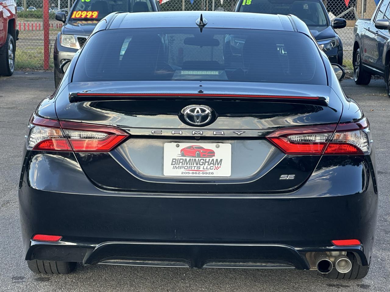 Toyota Camry Hybrid SE Nightshade CVT (Natl) 2023