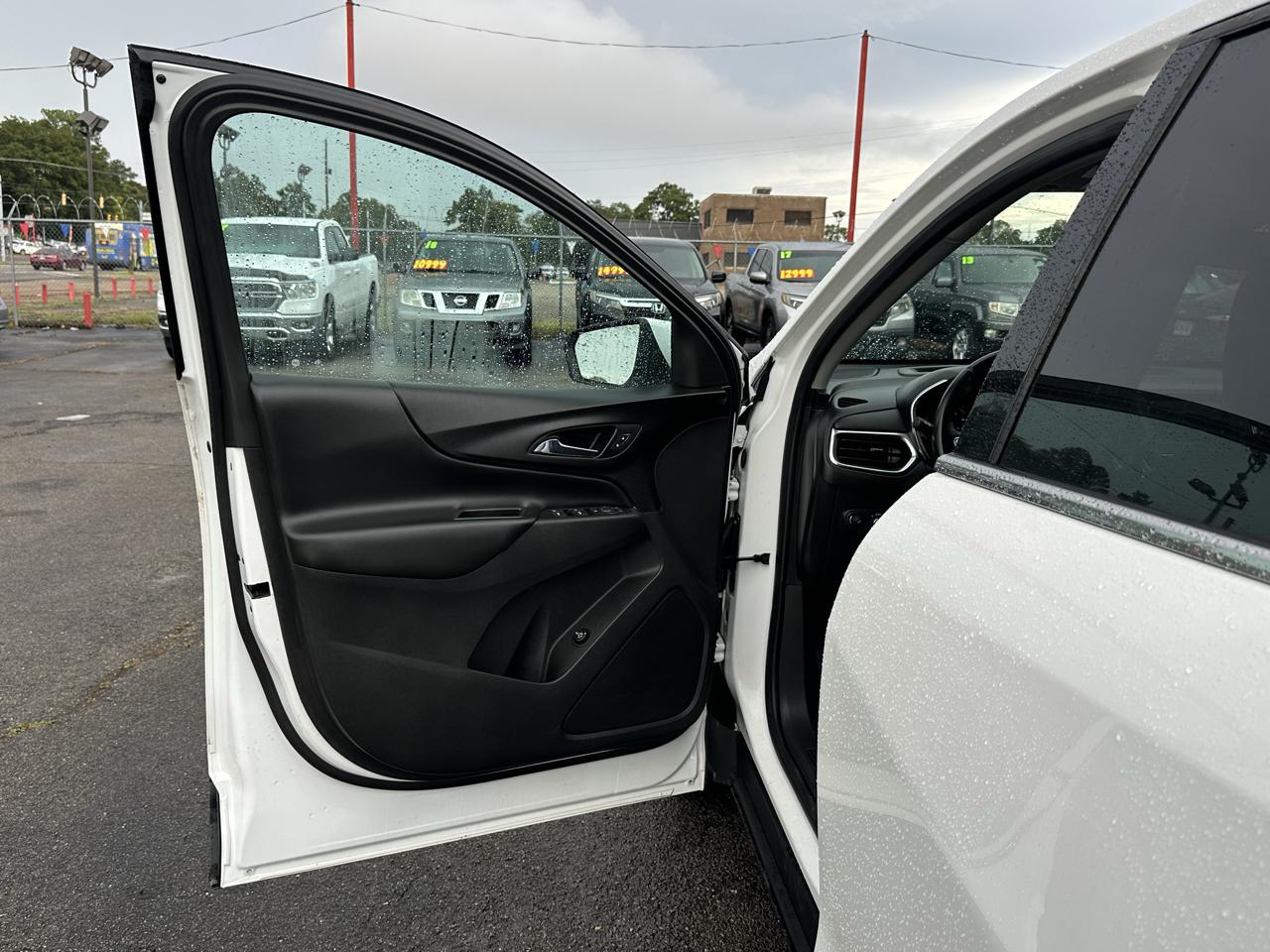 Chevrolet Equinox FWD 4dr LT w/1LT 2020