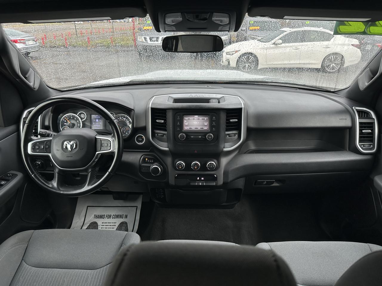 RAM 1500 Big Horn 4x2 Quad Cab 6'4" Box 2022