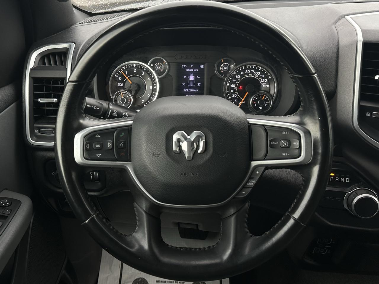 RAM 1500 Big Horn 4x2 Quad Cab 6'4" Box 2022