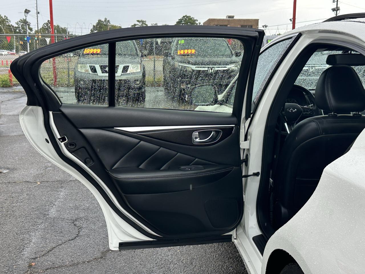 Infiniti Q50 3.0t SENSORY RWD 2021