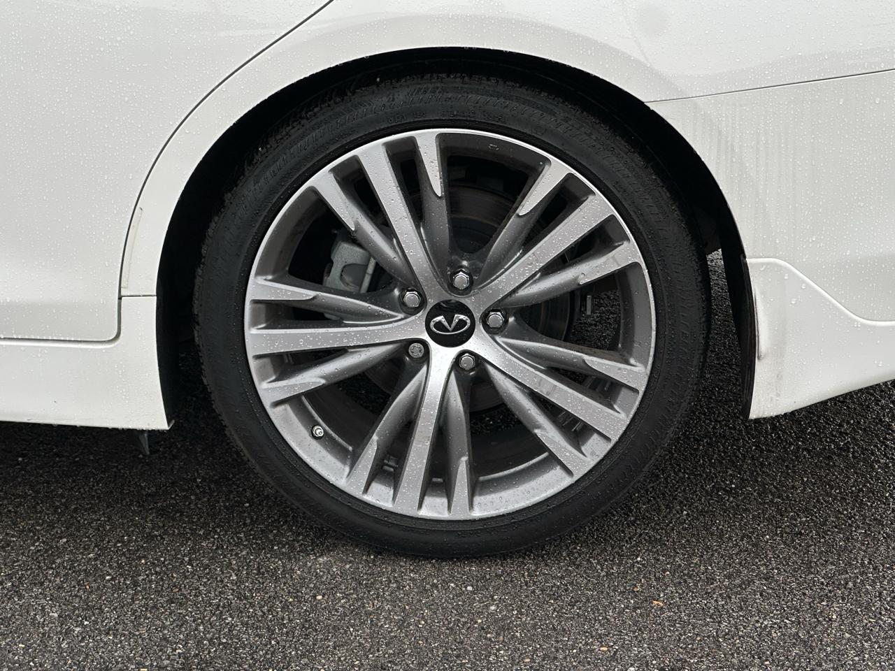Infiniti Q50 3.0t SENSORY RWD 2021