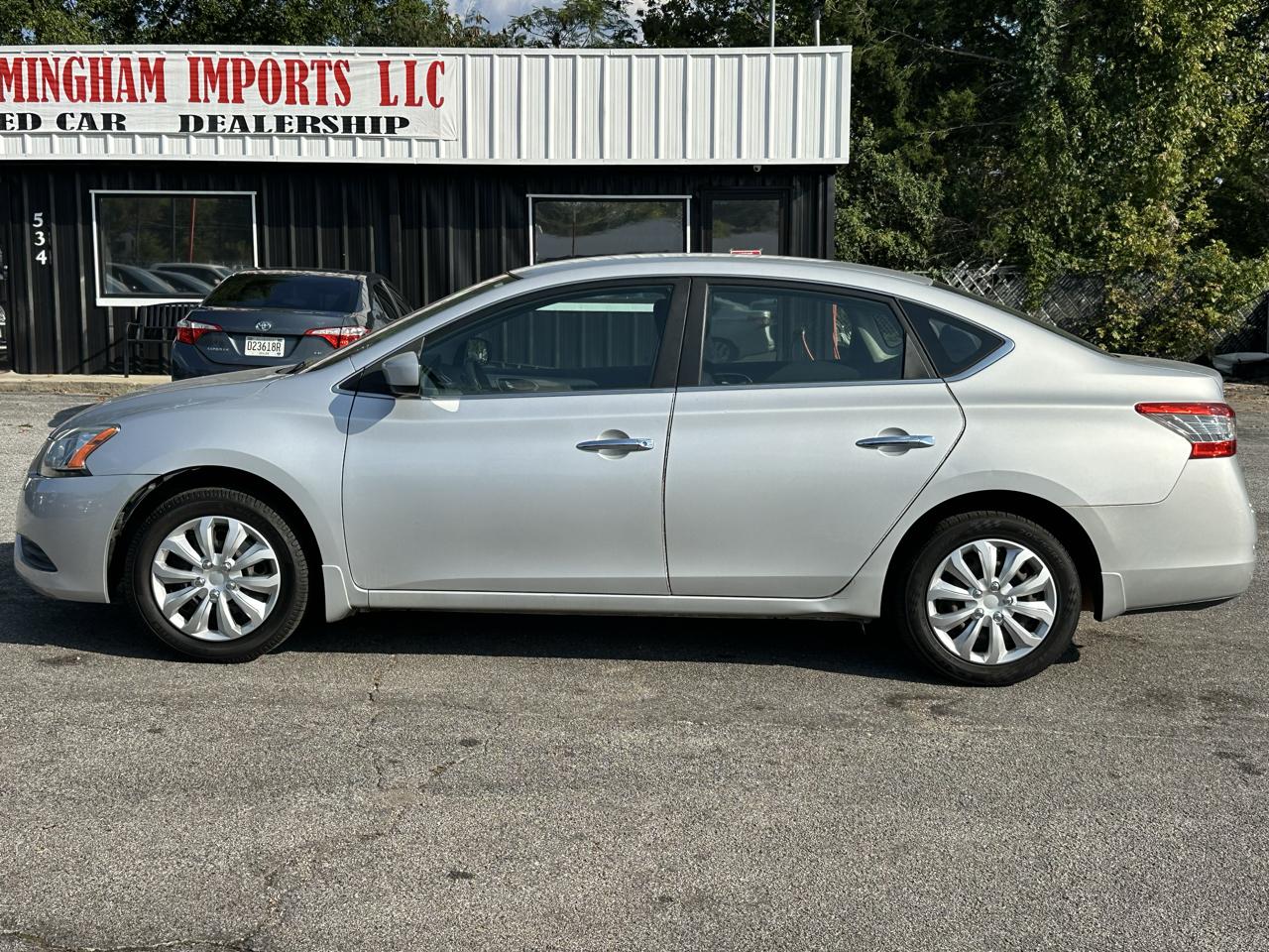 Nissan Sentra 4dr Sdn I4 CVT S 2014
