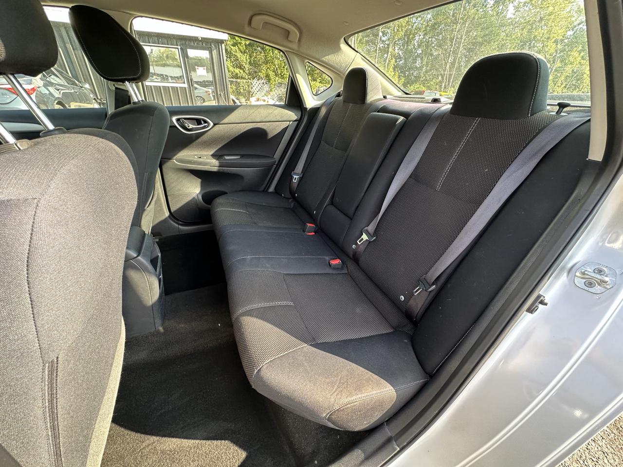 Nissan Sentra 4dr Sdn I4 CVT S 2014