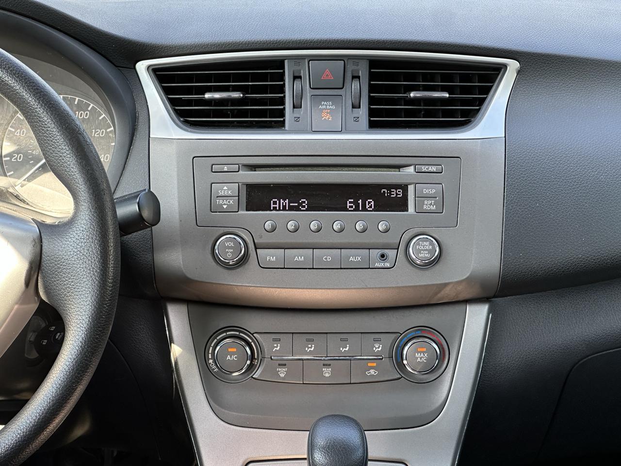 Nissan Sentra 4dr Sdn I4 CVT S 2014