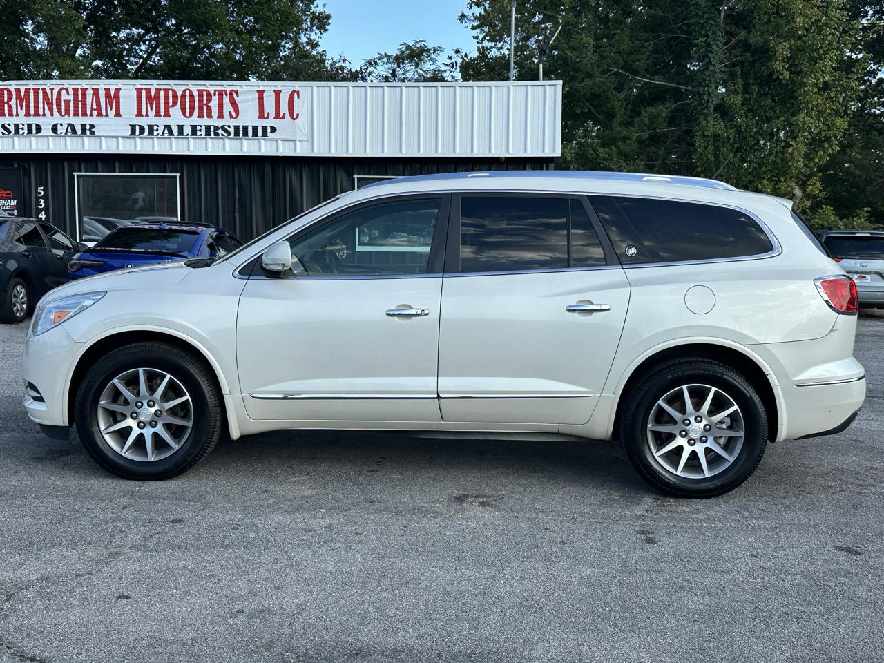 Buick Enclave FWD 4dr Leather 2015