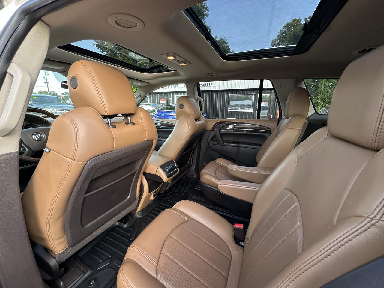 Buick Enclave FWD 4dr Leather 2015