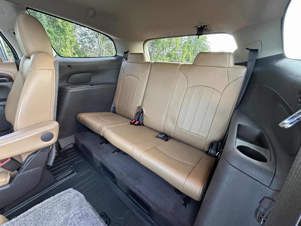 Buick Enclave FWD 4dr Leather 2015