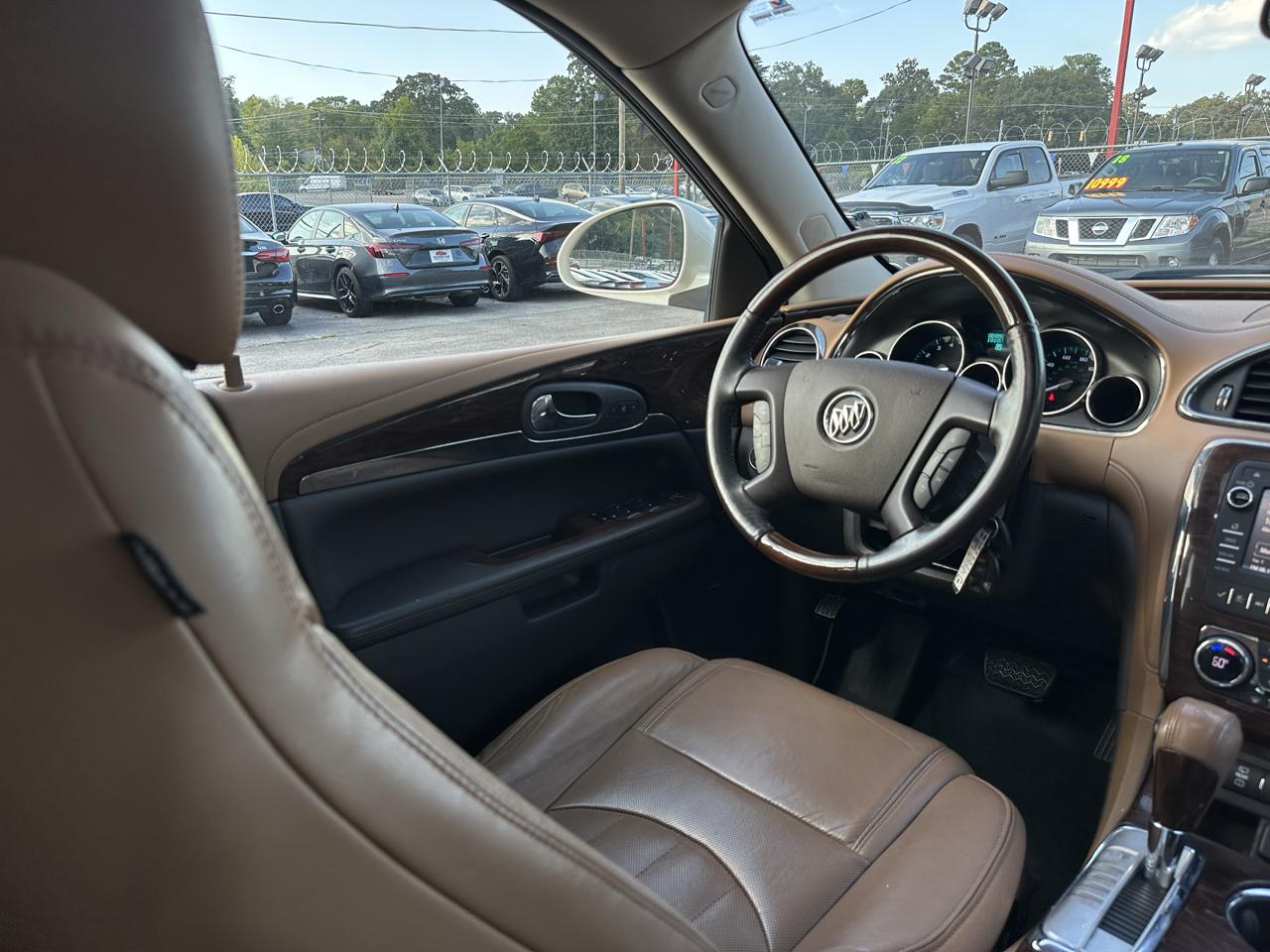 Buick Enclave FWD 4dr Leather 2015