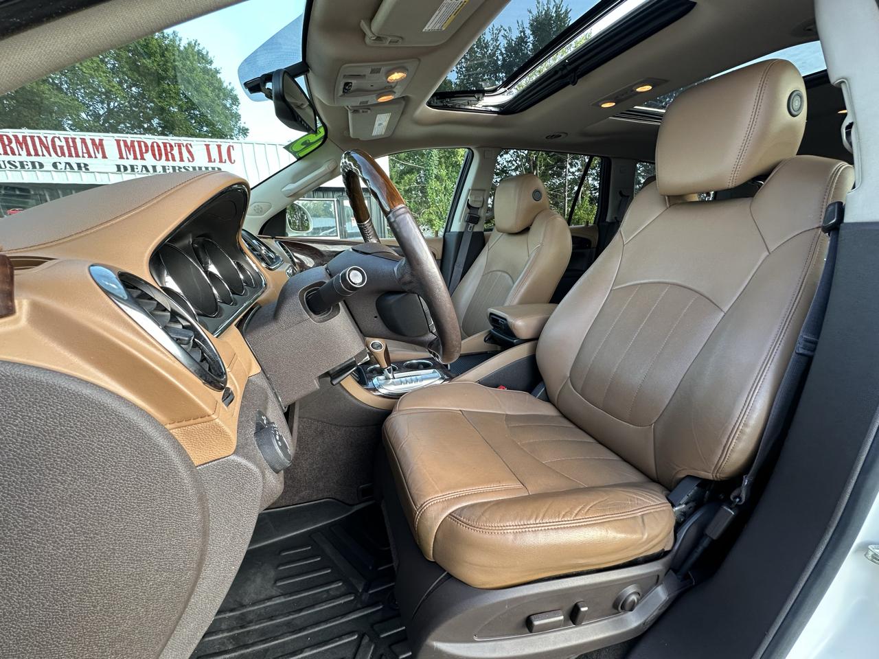 Buick Enclave FWD 4dr Leather 2015