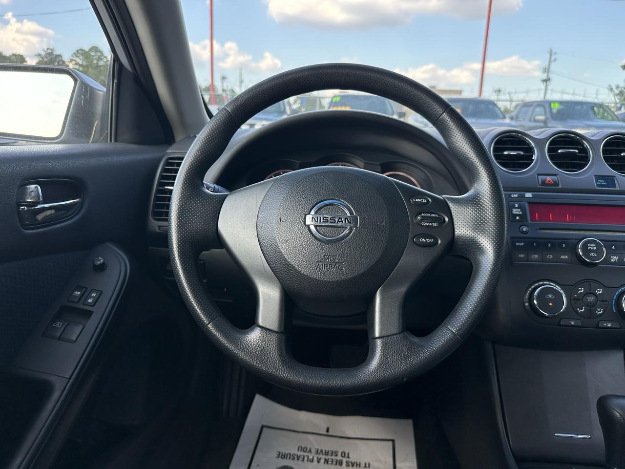 Nissan Altima 2dr Cpe I4 2.5 S 2013