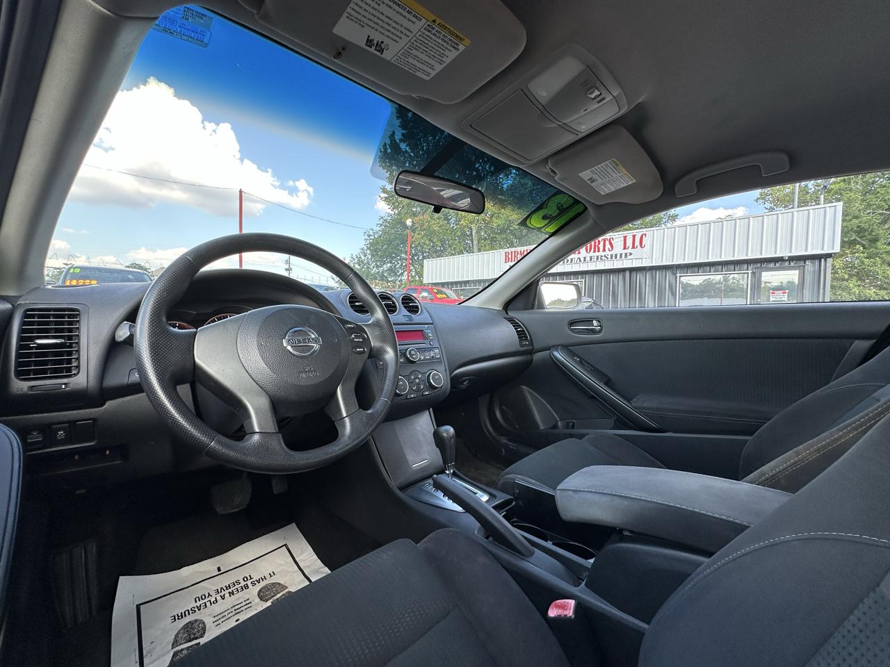 Nissan Altima 2dr Cpe I4 2.5 S 2013