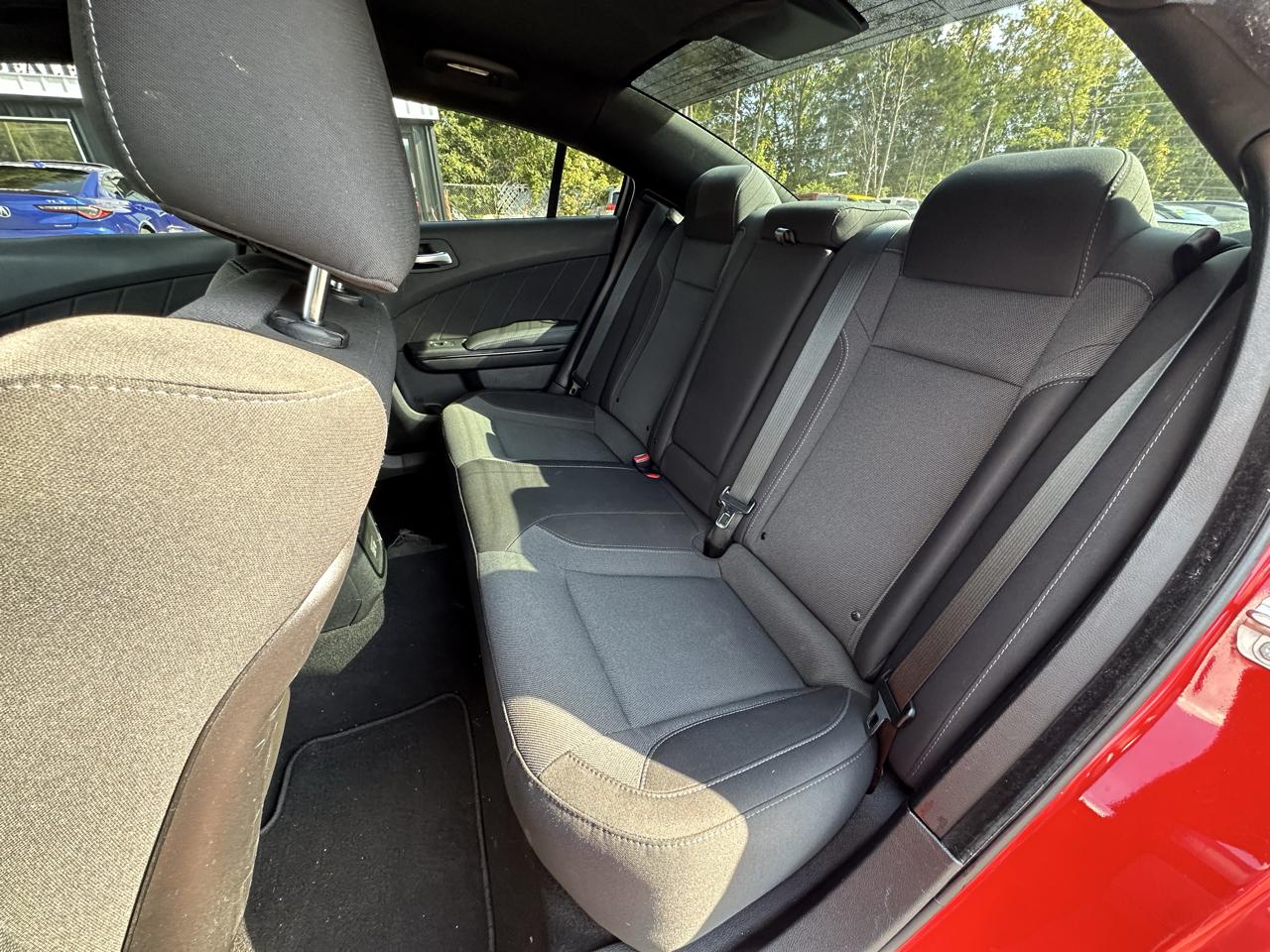 Dodge Charger SXT RWD 2019