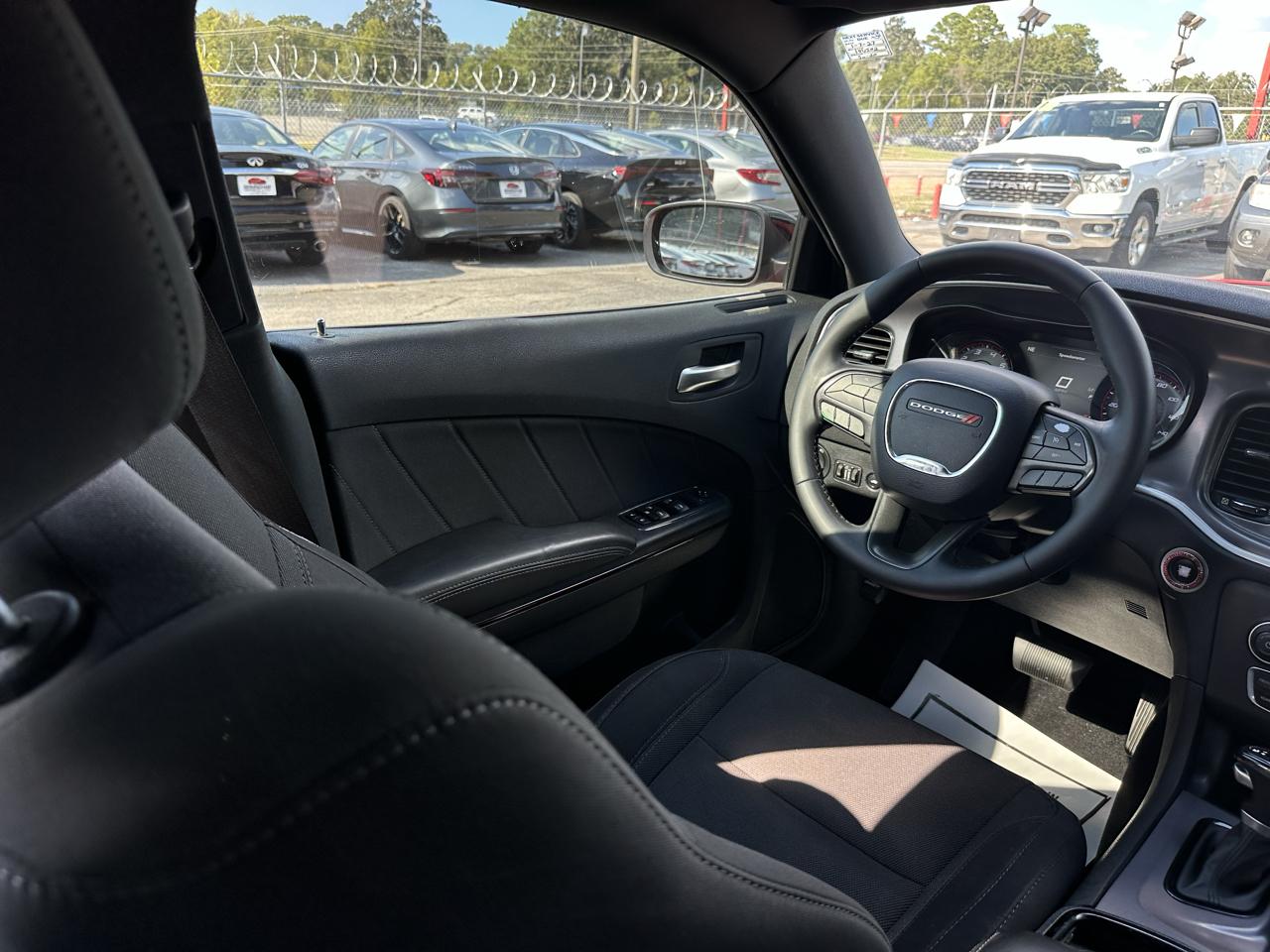 Dodge Charger SXT RWD 2019