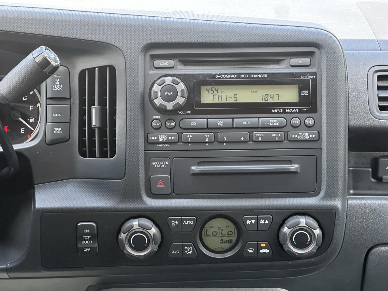 Honda Ridgeline 4WD Crew Cab RTS 2013