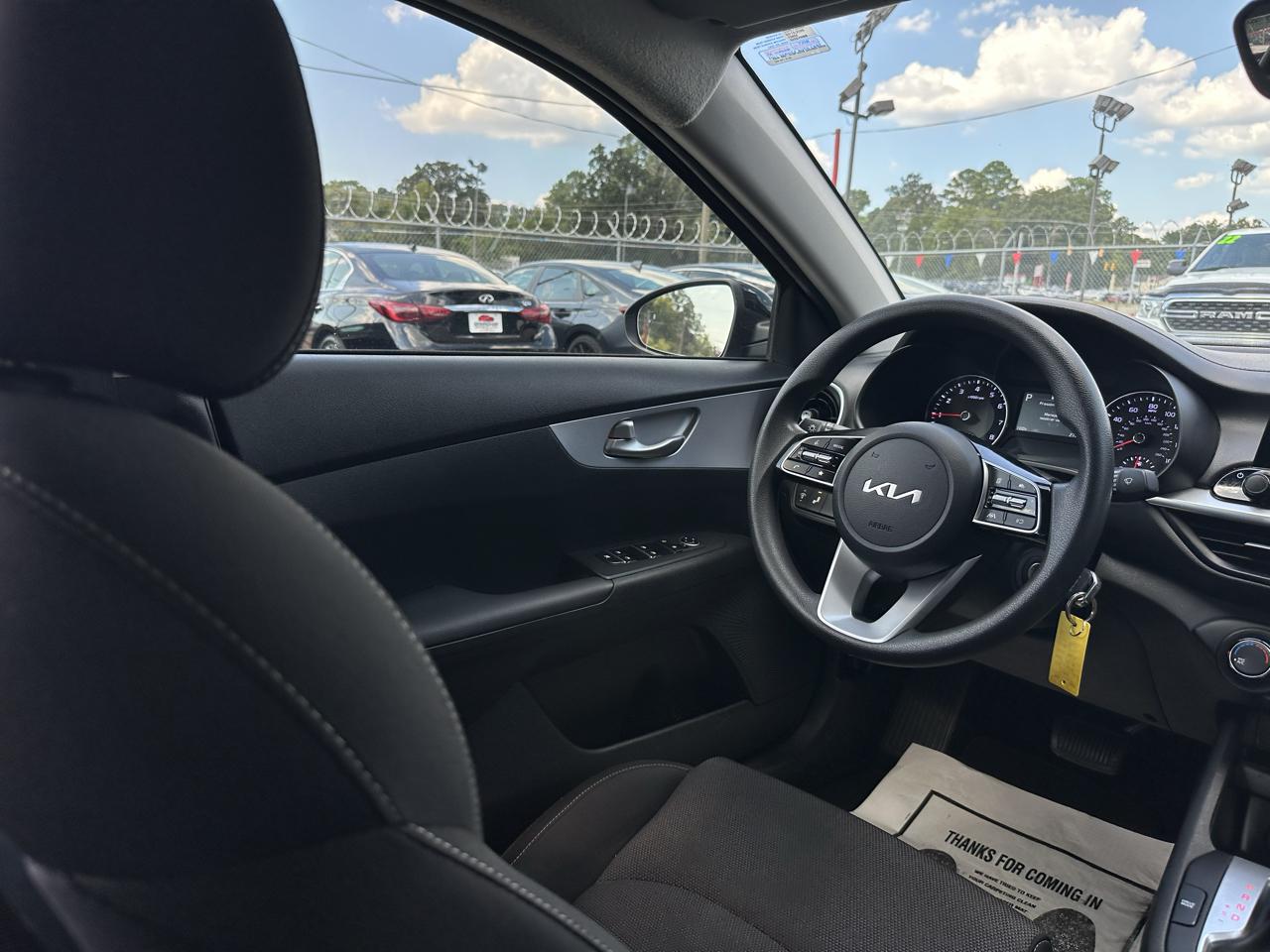 Kia Forte LXS IVT 2024