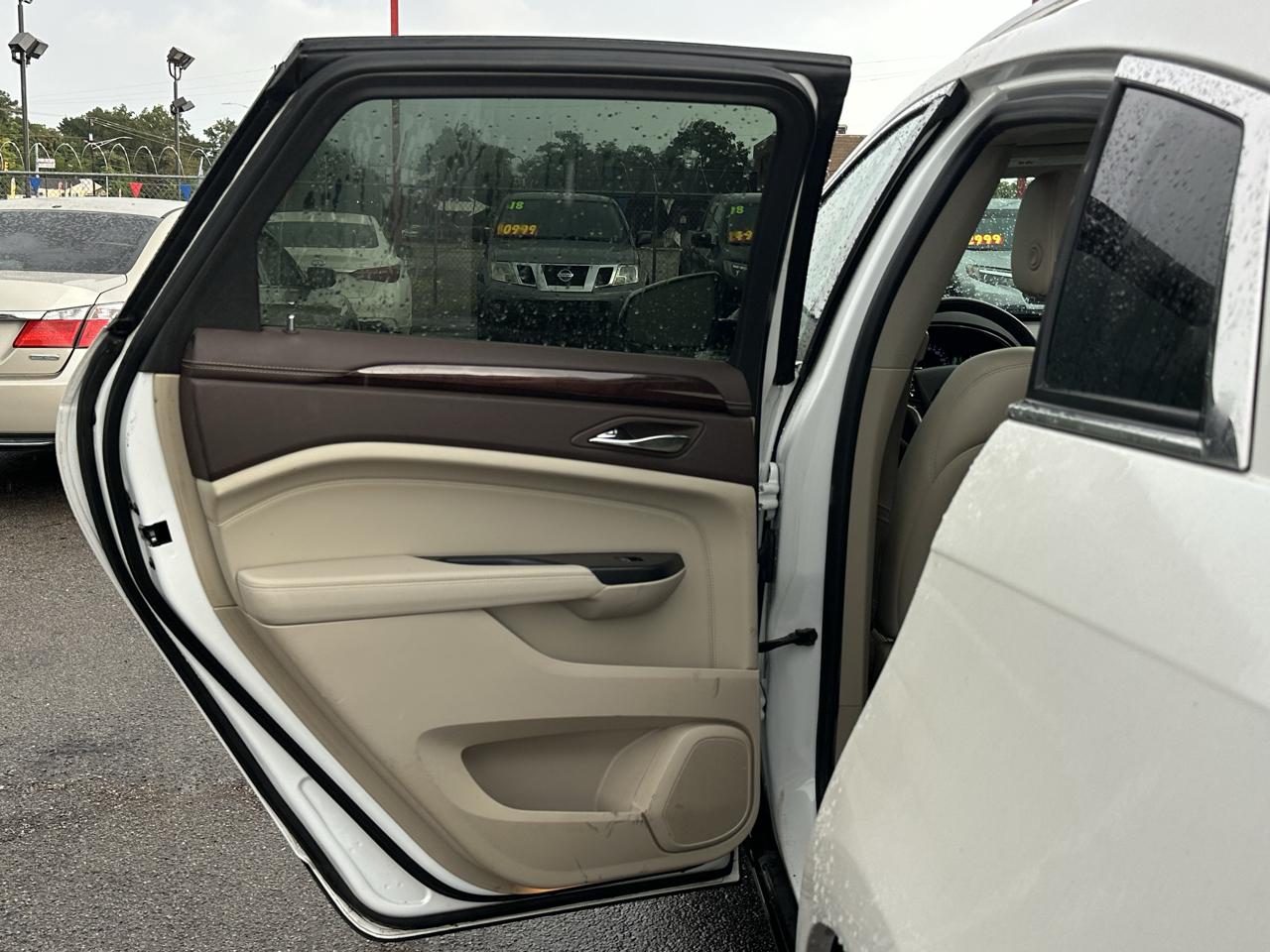 Cadillac SRX FWD 4dr Luxury Collection 2014