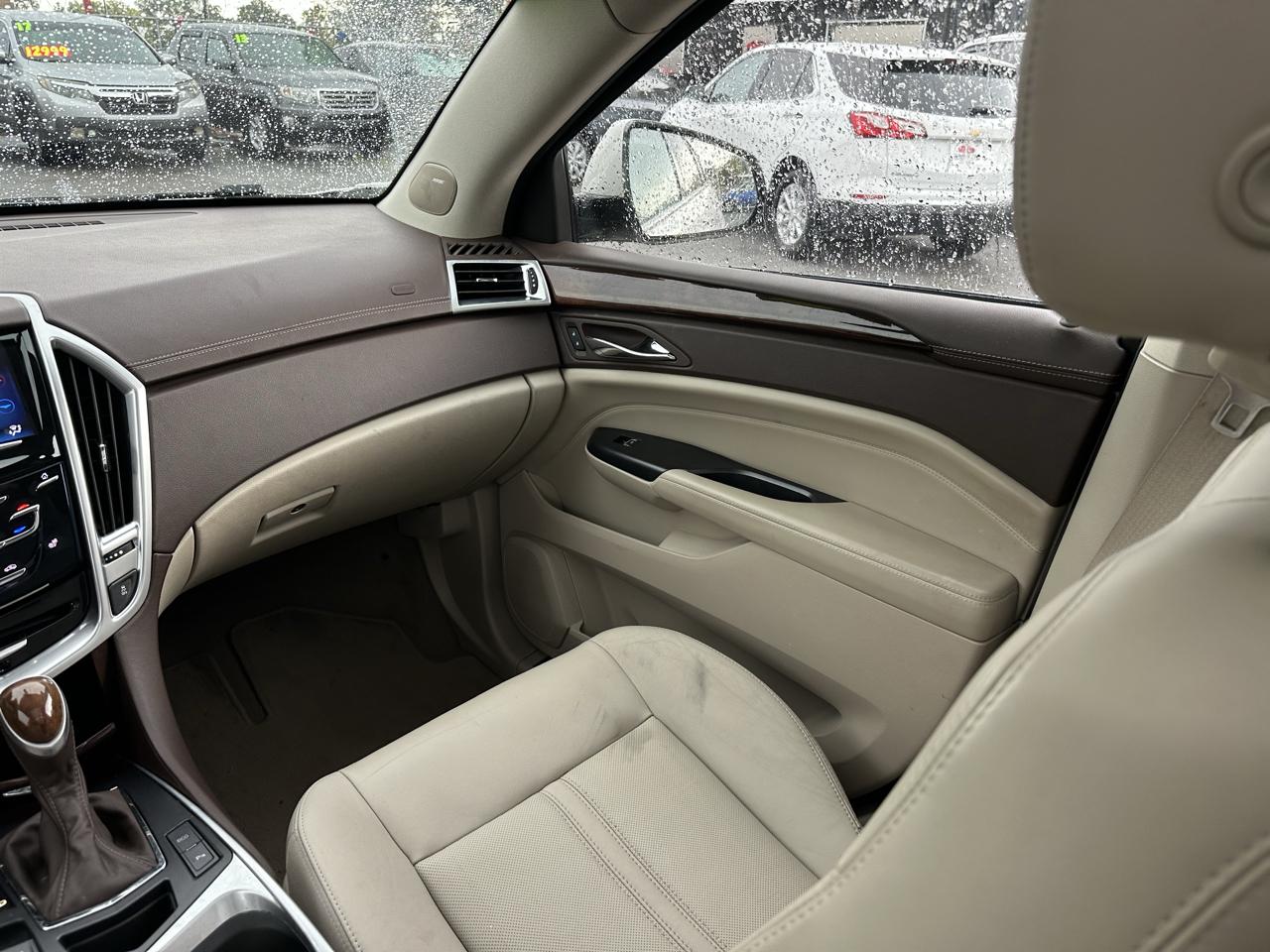 Cadillac SRX FWD 4dr Luxury Collection 2014