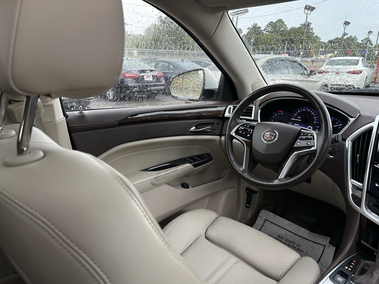Cadillac SRX FWD 4dr Luxury Collection 2014