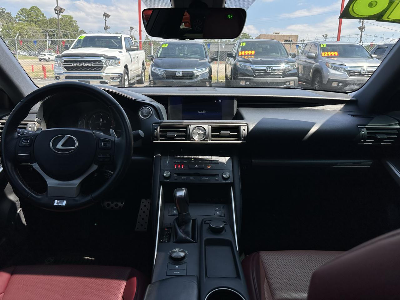 Lexus IS IS 300 RWD 2018
