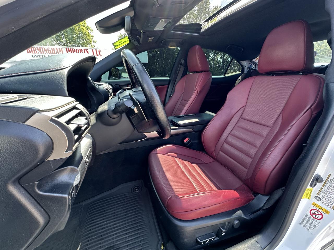 Lexus IS IS 300 RWD 2018