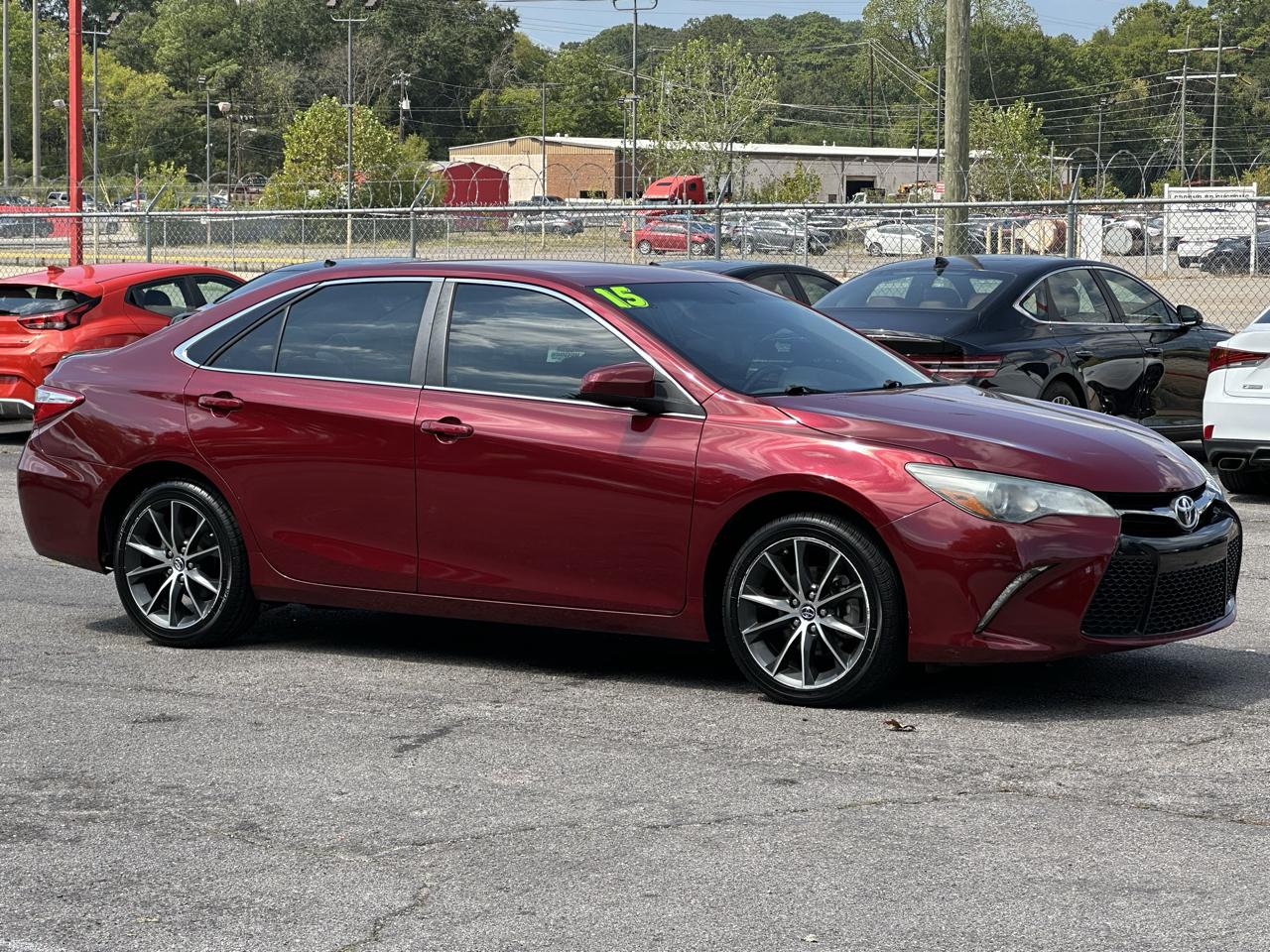 Toyota Camry 4dr Sdn I4 Auto XLE (Natl) 2015