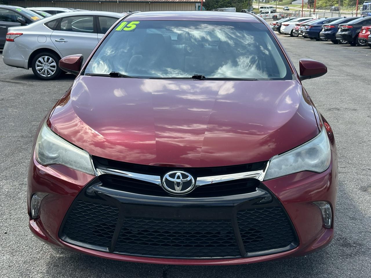 Toyota Camry 4dr Sdn I4 Auto XLE (Natl) 2015