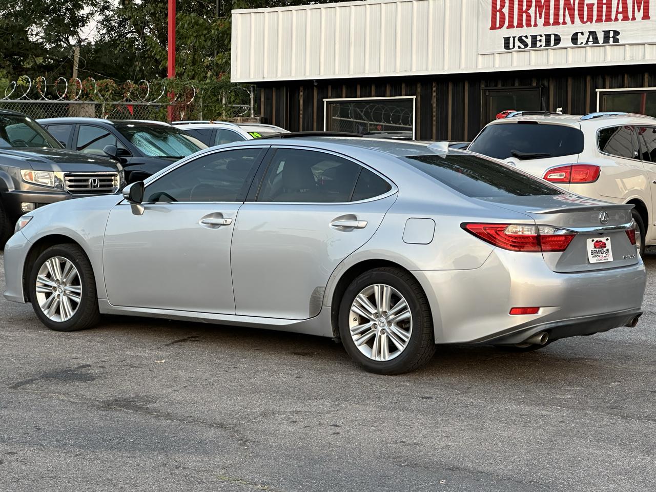 Lexus ES 350 4dr Sdn 2015