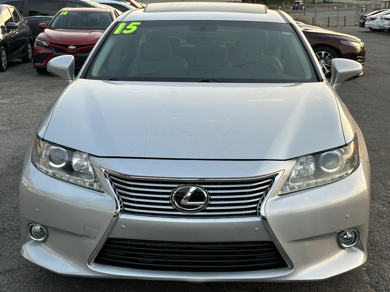 Lexus ES 350 4dr Sdn 2015