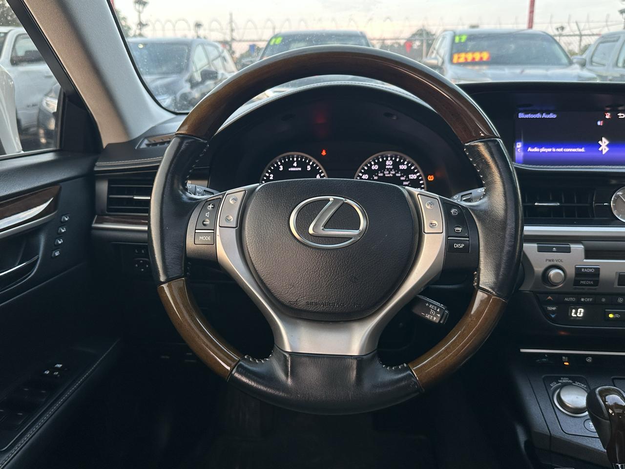 Lexus ES 350 4dr Sdn 2015
