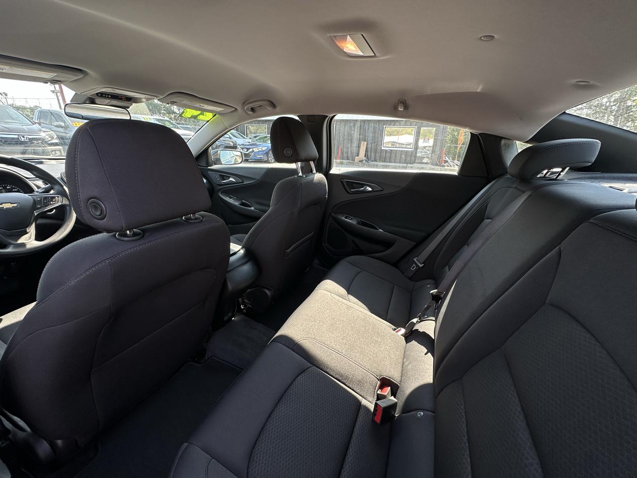 Chevrolet Malibu 4dr Sdn LS w/1LS 2024