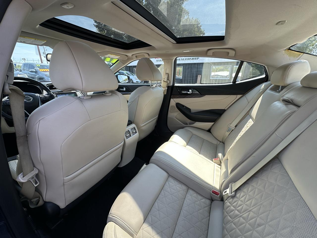 Nissan Maxima Platinum 3.5L 2017