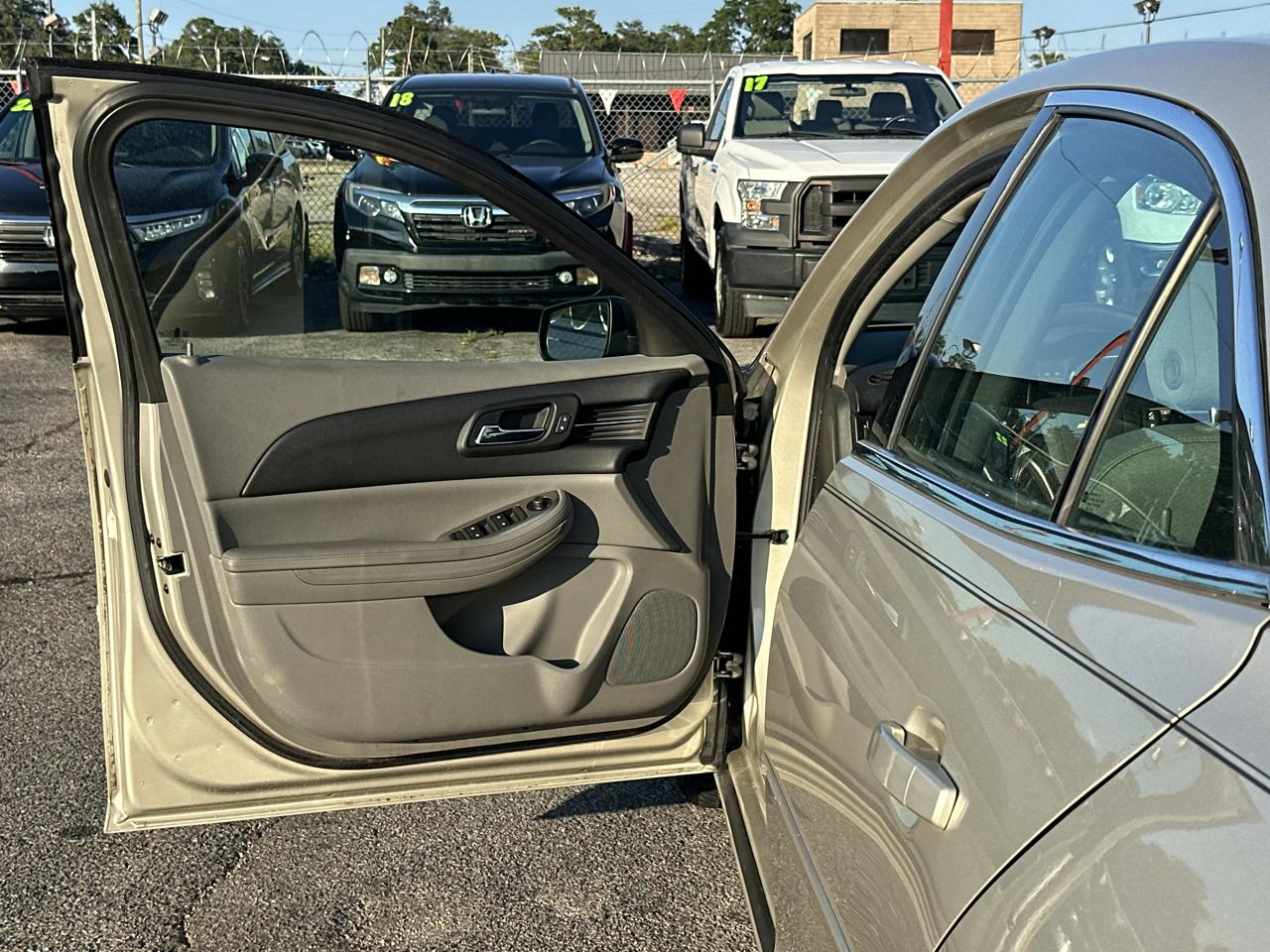 Chevrolet Malibu 4dr Sdn LS w/1LS 2015
