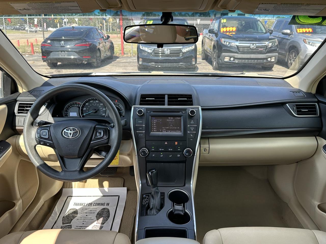 Toyota Camry 4dr Sdn I4 Auto XLE (Natl) 2015
