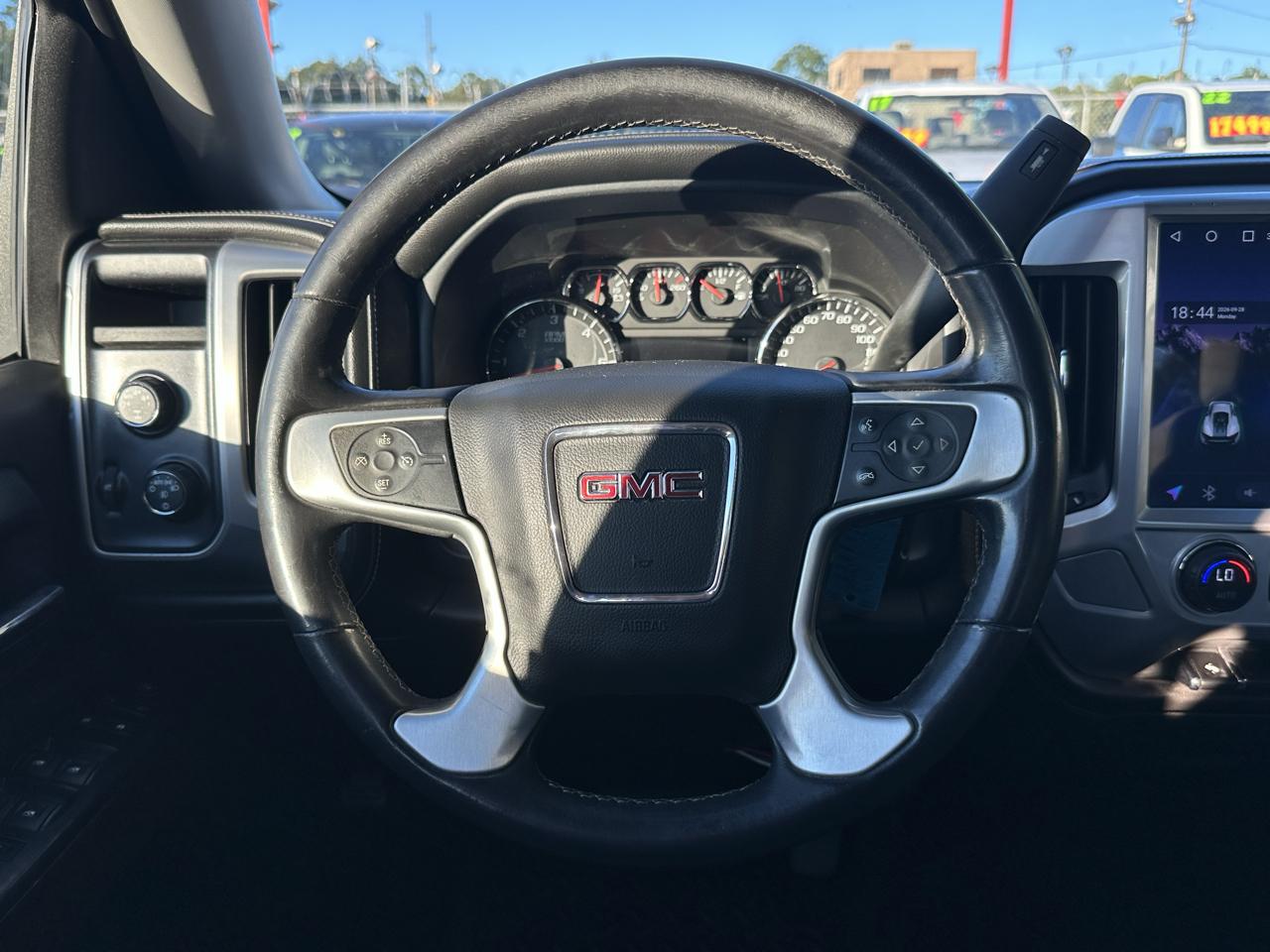 GMC Sierra 1500 4WD Double Cab 143.5" SLE 2014
