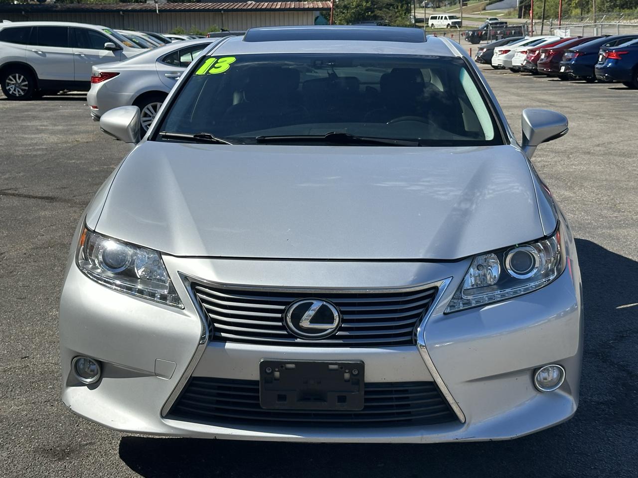 Lexus ES 350 4dr Sdn 2013