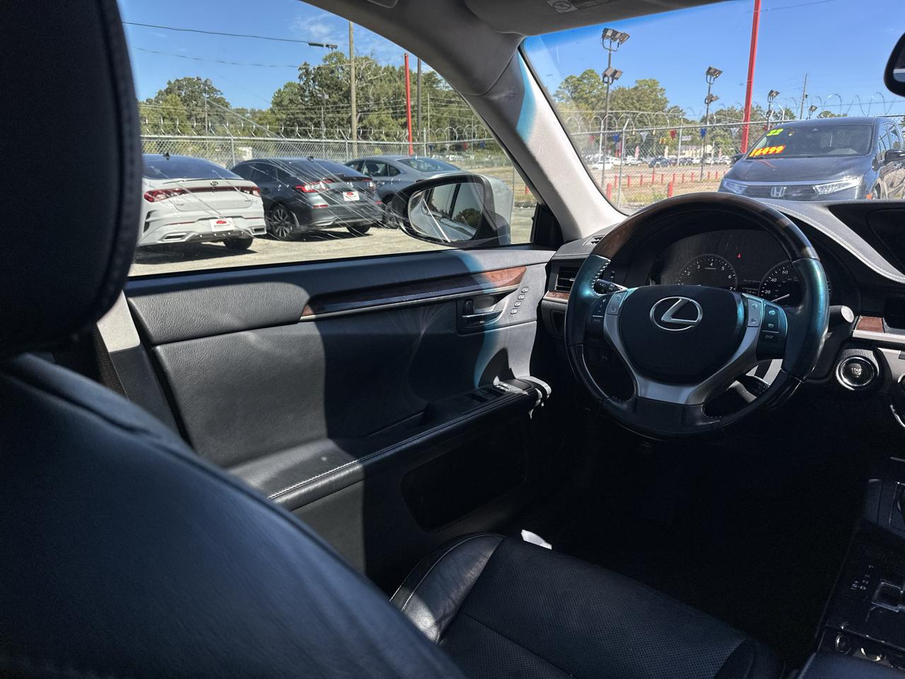 Lexus ES 350 4dr Sdn 2013