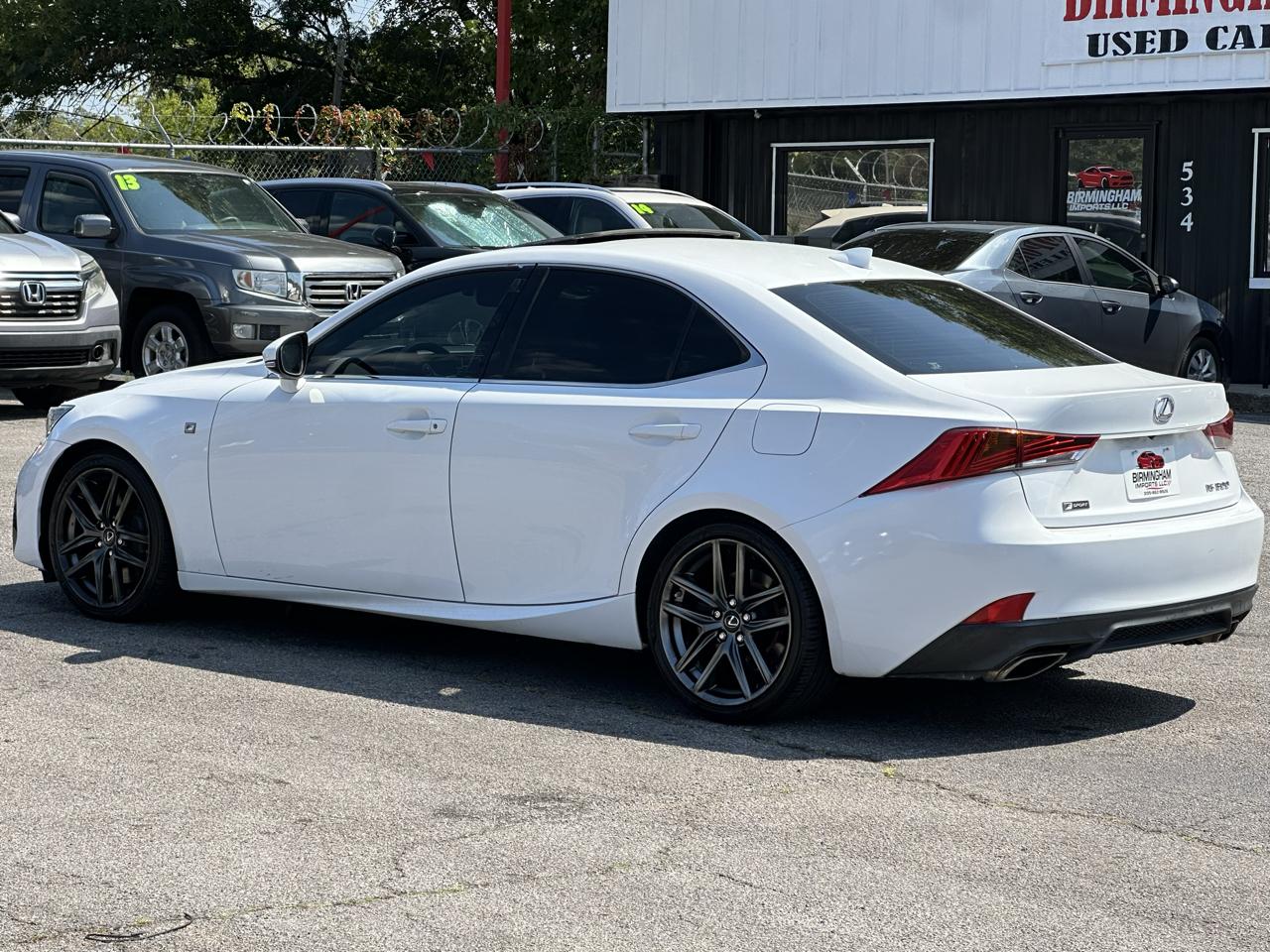 Lexus IS IS 300 RWD 2018