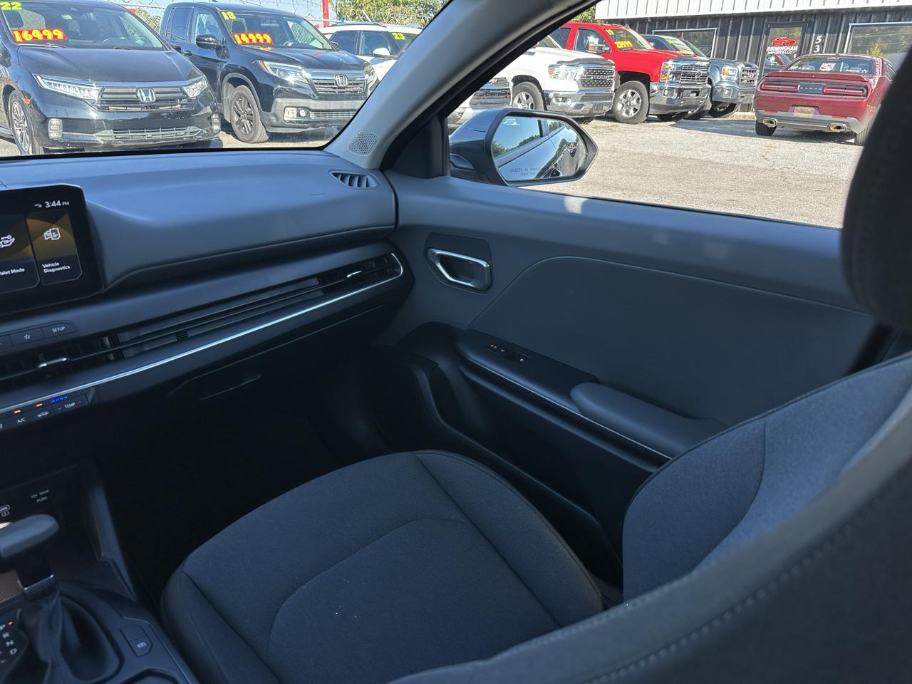 Kia K4 LXS FWD 2025