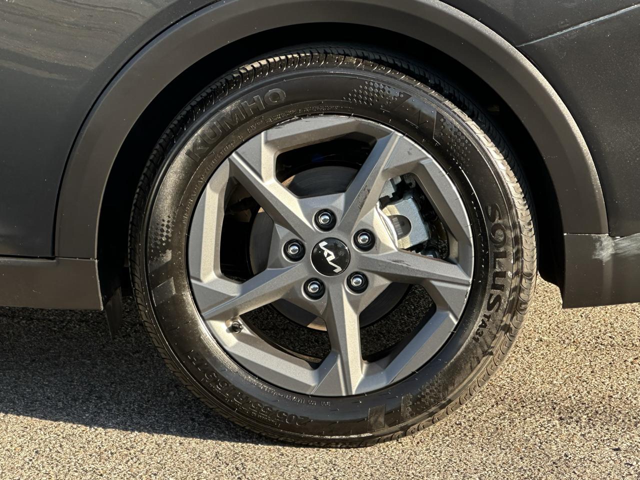 Kia K4 LXS FWD 2025