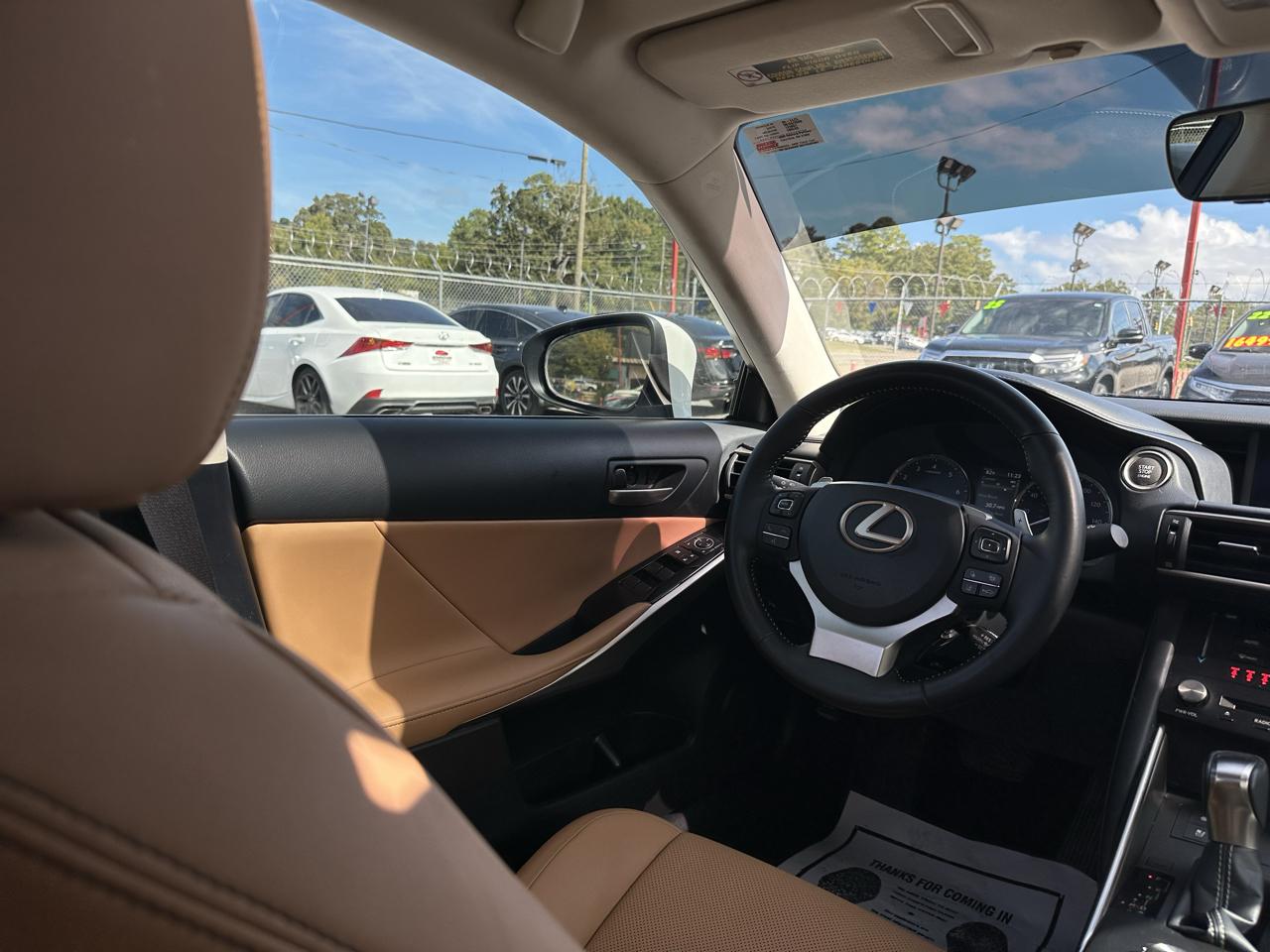 Lexus IS IS 300 RWD 2018